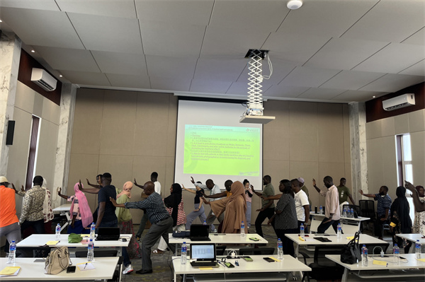 微信图片_2025-11-11_144914_404.jpg 微信图片_2025-11-11_144914_404.jpg