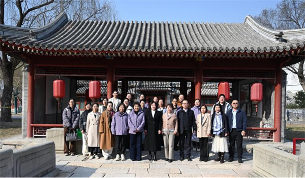 西苑医院与北大国发院联合举办中医药健康文化体验活动